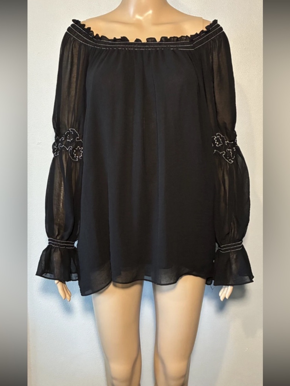 Max Studio Women's Blouse Size M Black Pullover Long Bishop Sleeve Sheer Tunic